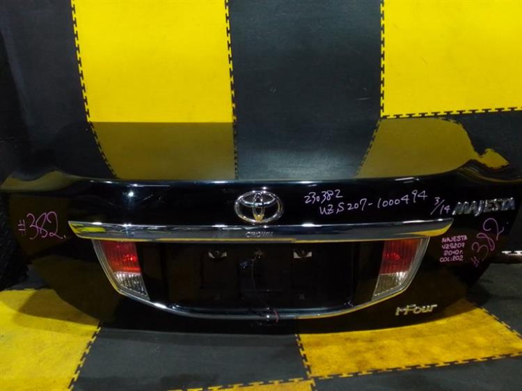 Крышка багажника Тойота Краун Маджеста в Йошкар-Оле 101292