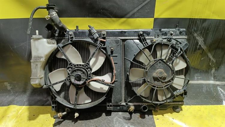 Радиатор основной Хонда Фит в Йошкар-Оле 105259