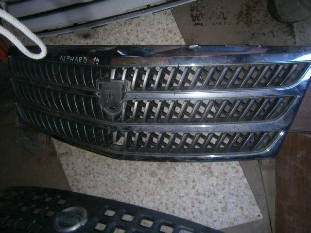 Решетка радиатора Тойота Альфард в Йошкар-Оле 12120