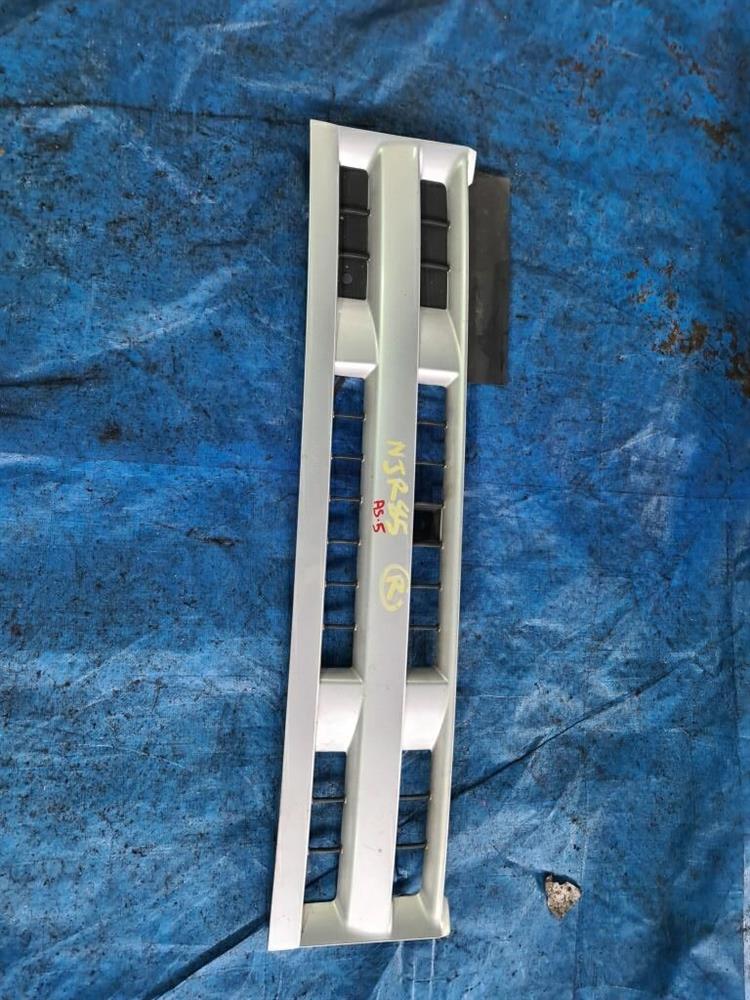 Решетка радиатора Исузу Эльф в Йошкар-Оле 228299