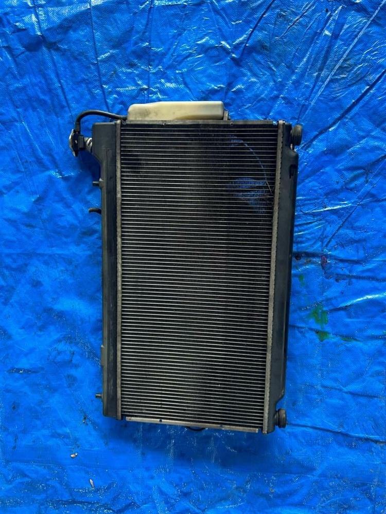 Радиатор основной Хонда Фит в Йошкар-Оле 245902