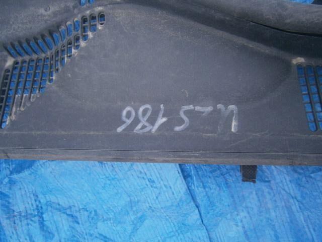 Решетка под лобовое стекло Тойота Краун в Йошкар-Оле 25698