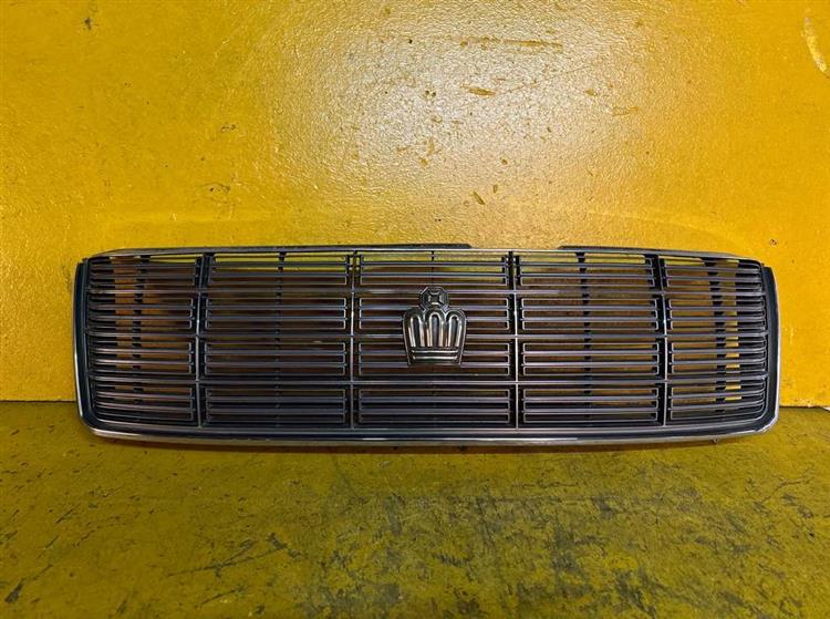 Решетка радиатора Тойота Краун в Йошкар-Оле 54549