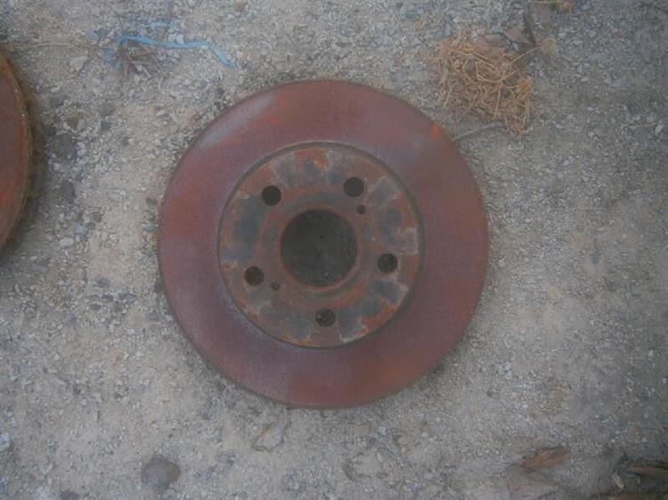 Тормозной диск Тойота Приус в Йошкар-Оле 81565
